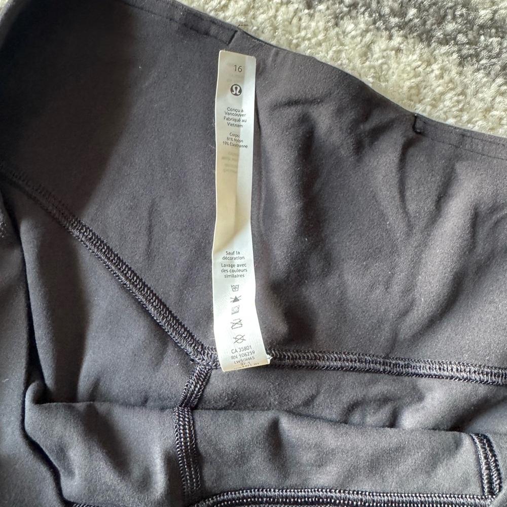 lululemon athletica Black Leggings - Picture 6 of 12